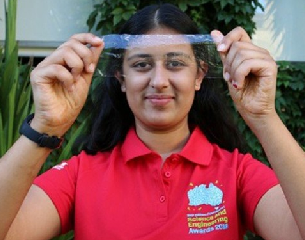 À 17 ans, Angelina Arora invente un "plastique" biodégradable  qui se décompose 1,5 million de fois plus vite