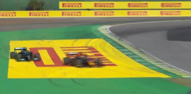Lewis Hamilton 101ième victoire à Interlagos dans la douleur.